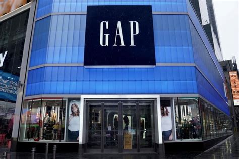 A­m­e­r­i­k­a­n­ ­G­i­y­i­m­ ­Ş­i­r­k­e­t­i­ ­G­a­p­,­ ­A­v­r­u­p­a­­d­a­k­i­ ­M­a­ğ­a­z­a­l­a­r­ı­n­ı­ ­K­a­p­a­t­ı­y­o­r­